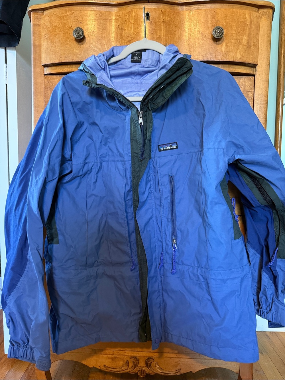 Patagonia Women’s Travel Guide Jacket M